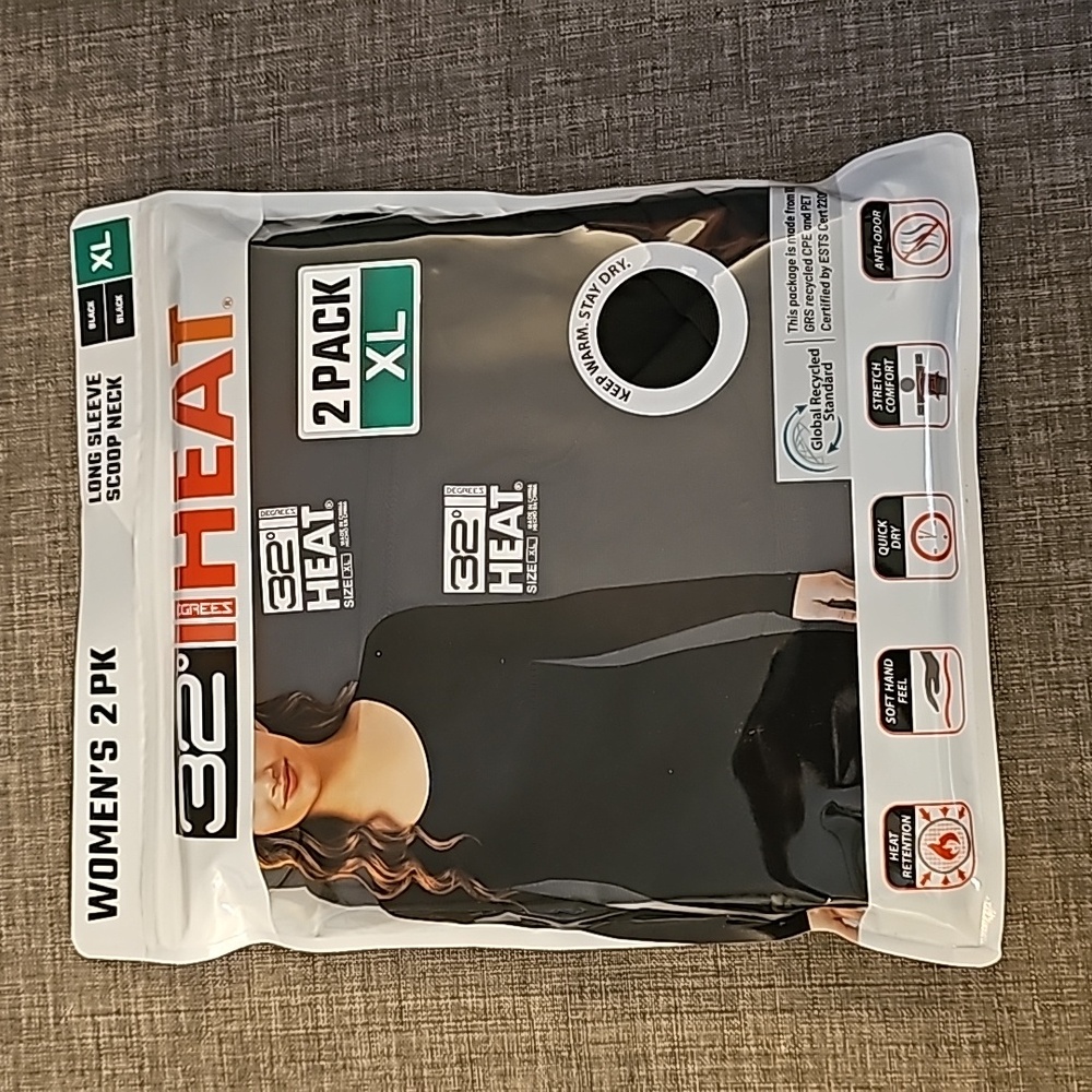 2 pack Solid Black 32 Degrees Long Sleeve Scoop Neck Base Layer Top XL NWT